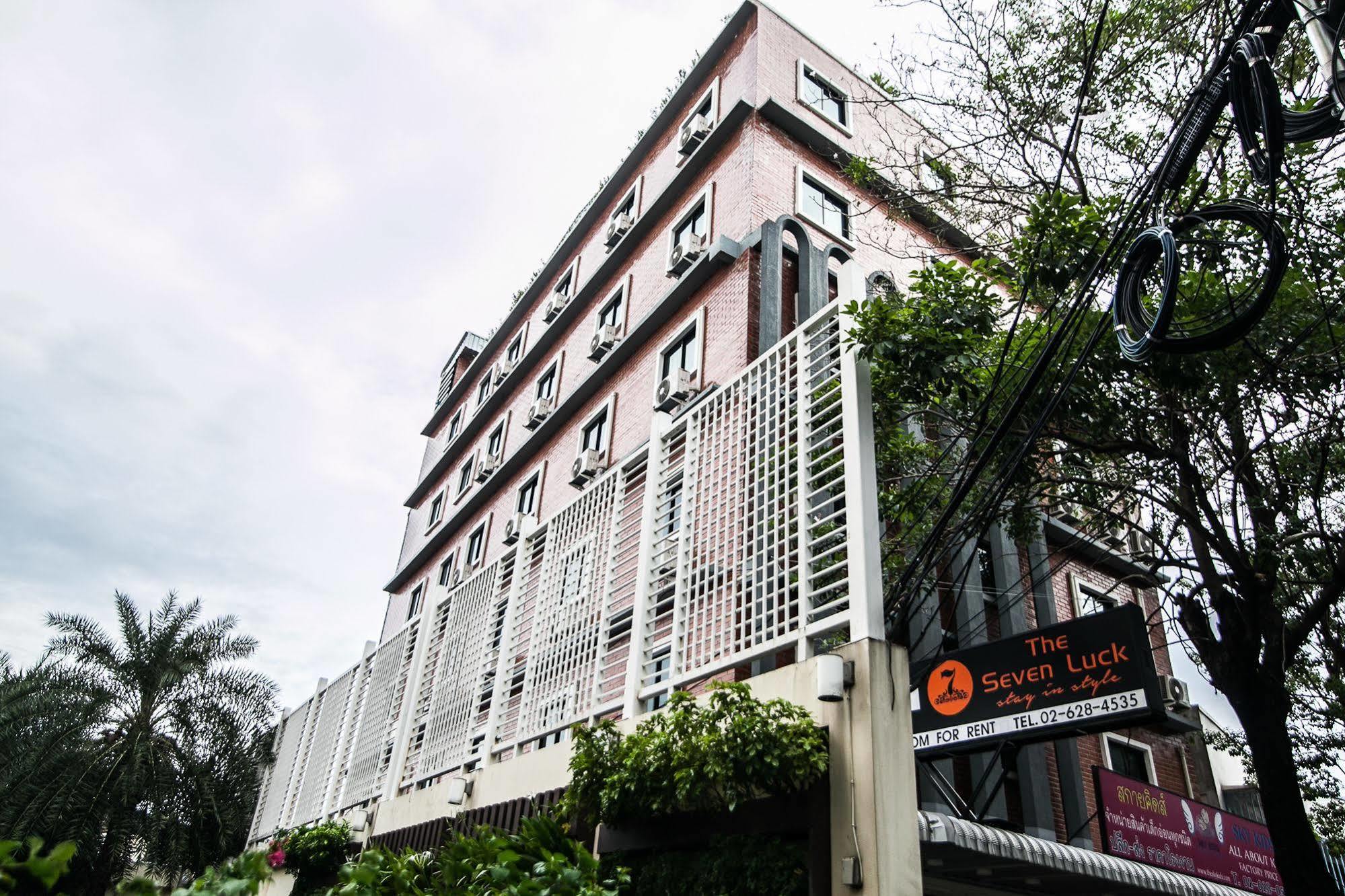 The Seven Luck Hotel Bangkok Eksteriør billede