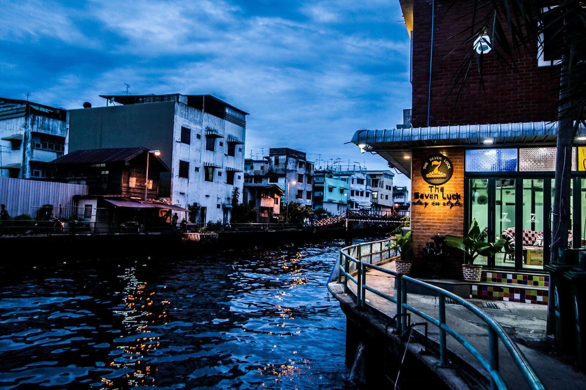 The Seven Luck Hotel Bangkok Eksteriør billede